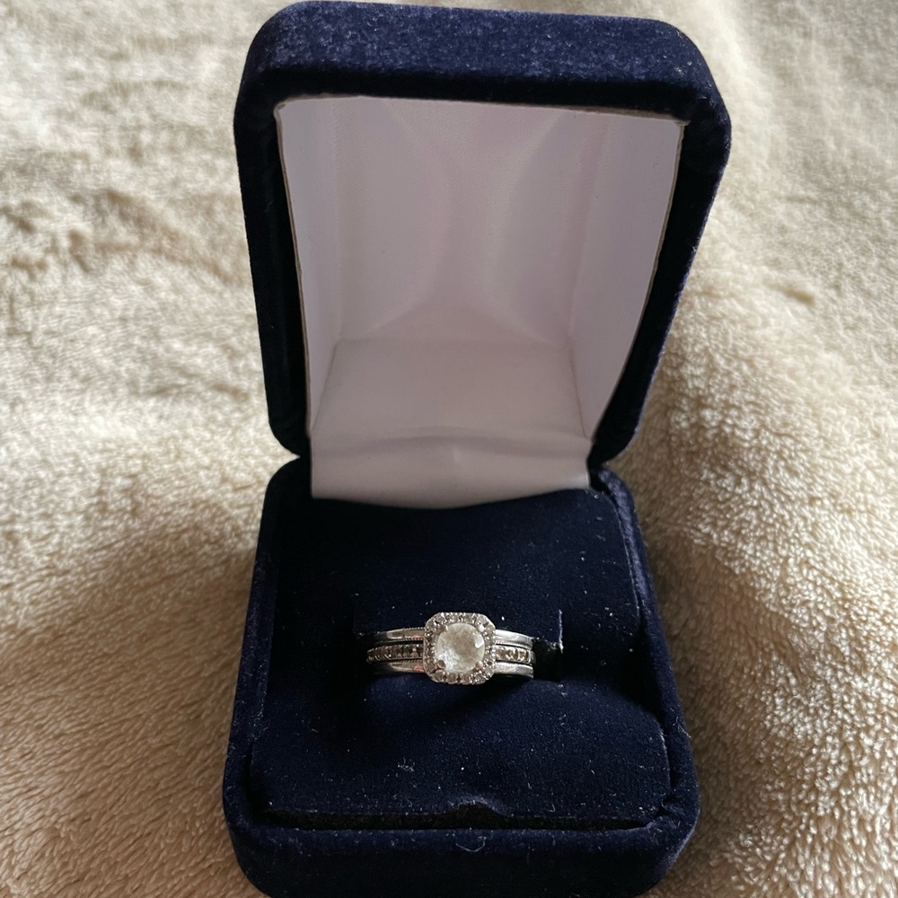 Avon 2pc Platinum4 Solitaire Jacket Ring. - image 1